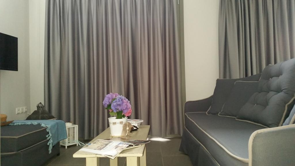 Thea Houses Milina Bagian luar foto